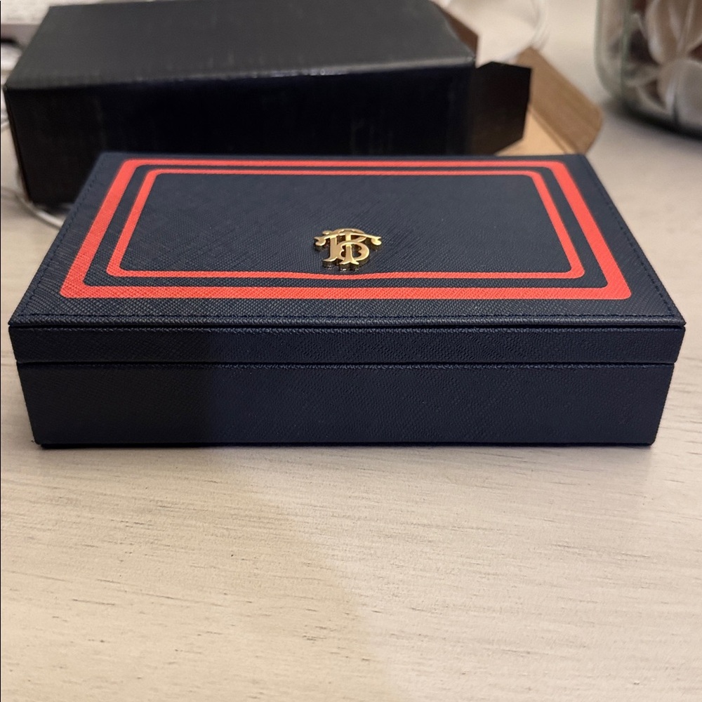 Tory Burch Card Set - Picture 5 of 6